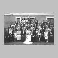 015-0035 Hochzeitgesellschaft am 11. Juli 1938 bei Albert und Erna Berg, geb.Marquardt .jpg